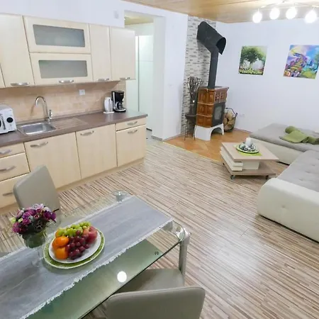 Harmony Ap 아파트 루좀베로크